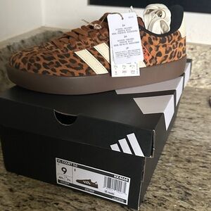 NWT Adidas Brown Leopard Sneakers, Size 9